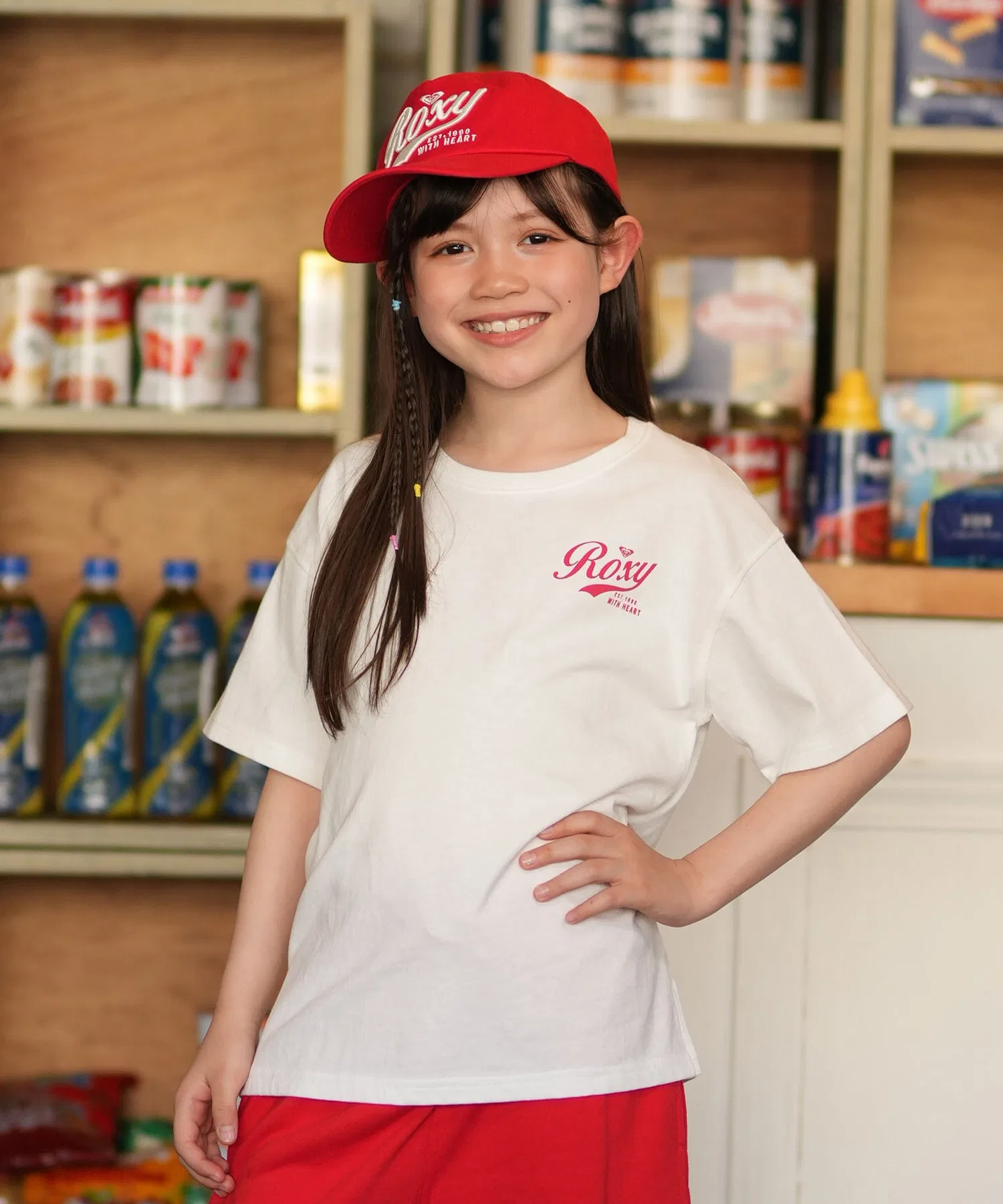 Детская футболка ROXY MINI ROXY WITH HEART с принтом бежевая — фото 2