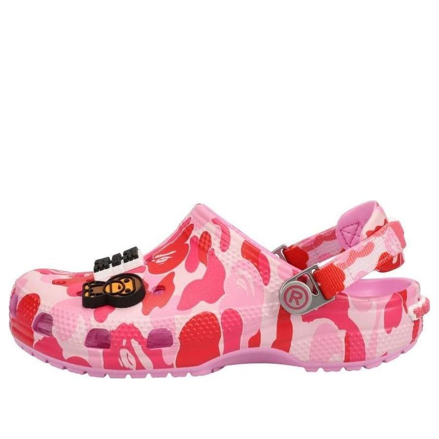 

Кроссовки (GS) Crocs x A Bathing Ape Clog 'Carnation', розовый