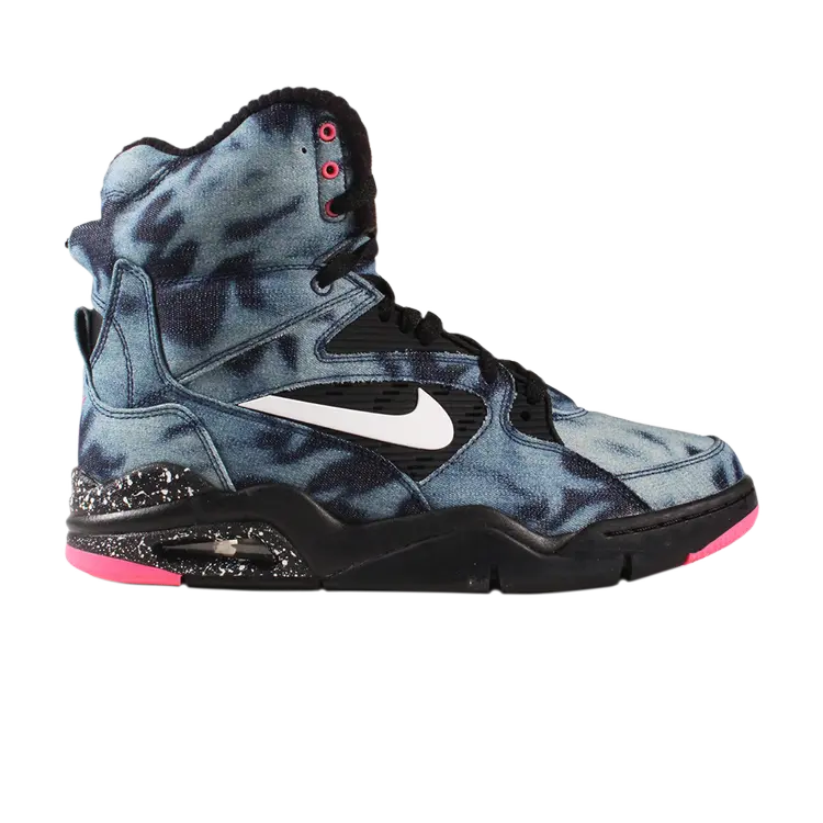 

Кроссовки Nike Air Command Force 'Bleached Denim', черный