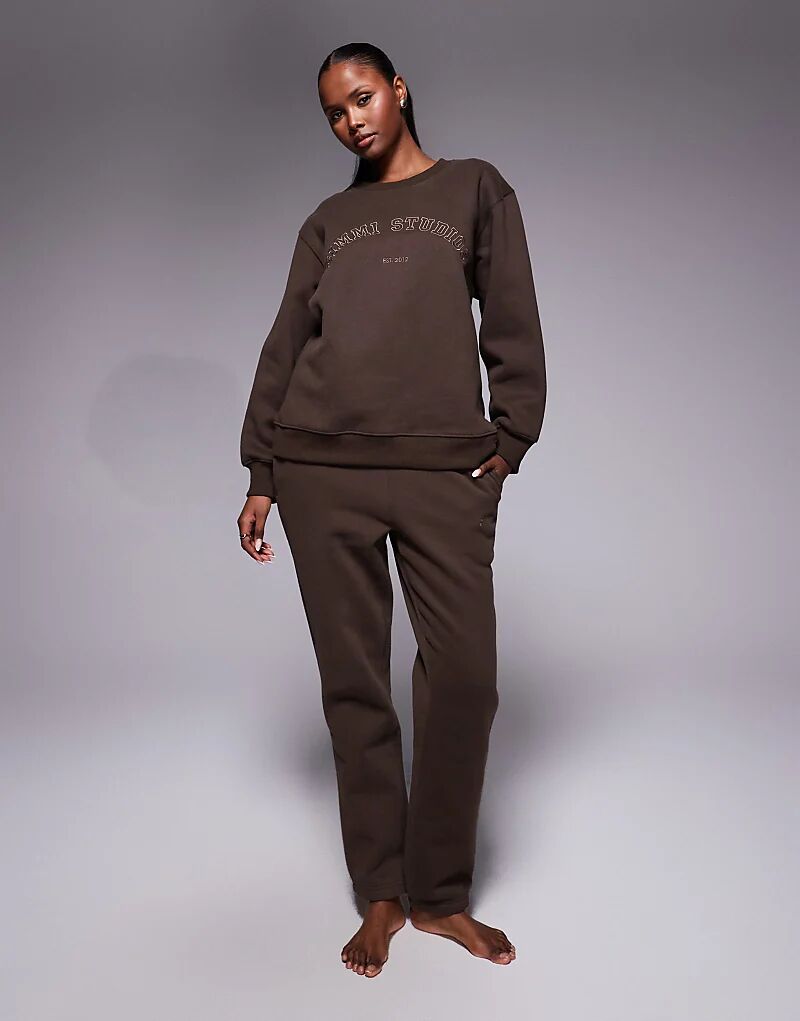 

Спортивные брюки Simmi London Colby в каштановых тонах