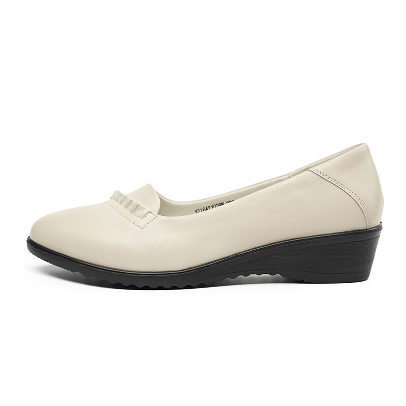 Туфли женские повседневные Women's Casual Shoes Women's Aokang, кремовый