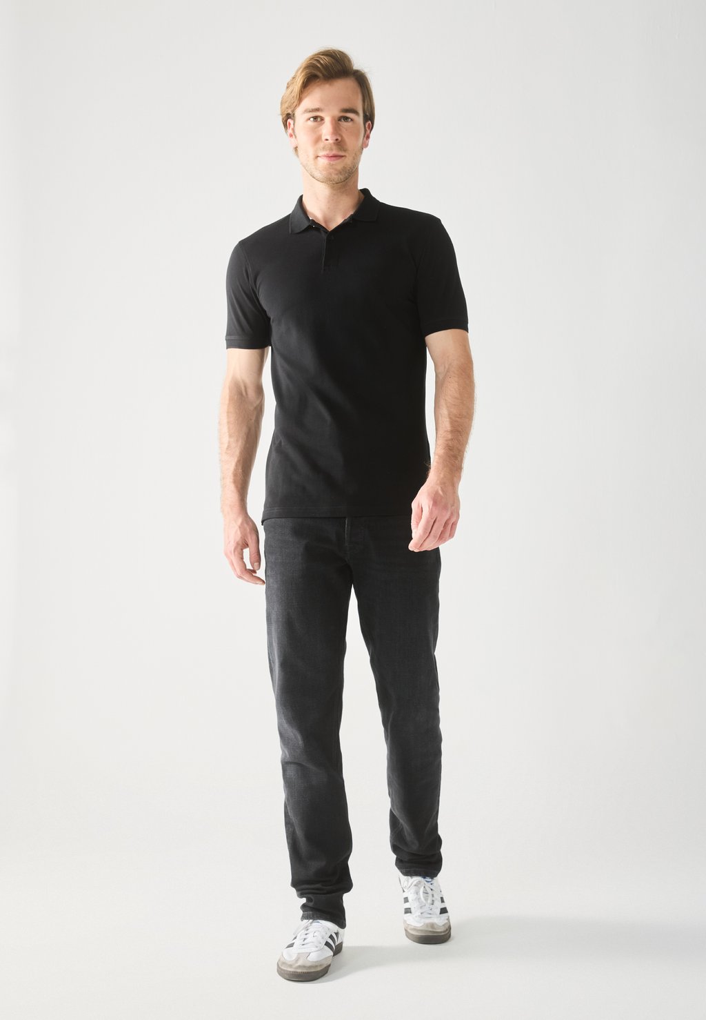 

Рубашка поло 2 PACK Pier One by Zalando, черный