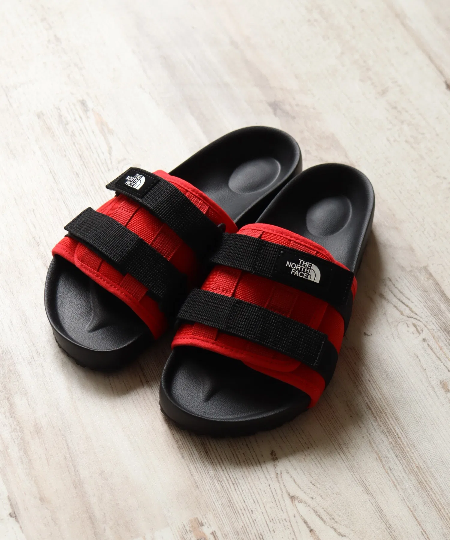 Унисекс сандалии DUFFLE SLIDE THE NORTH FACE красные
