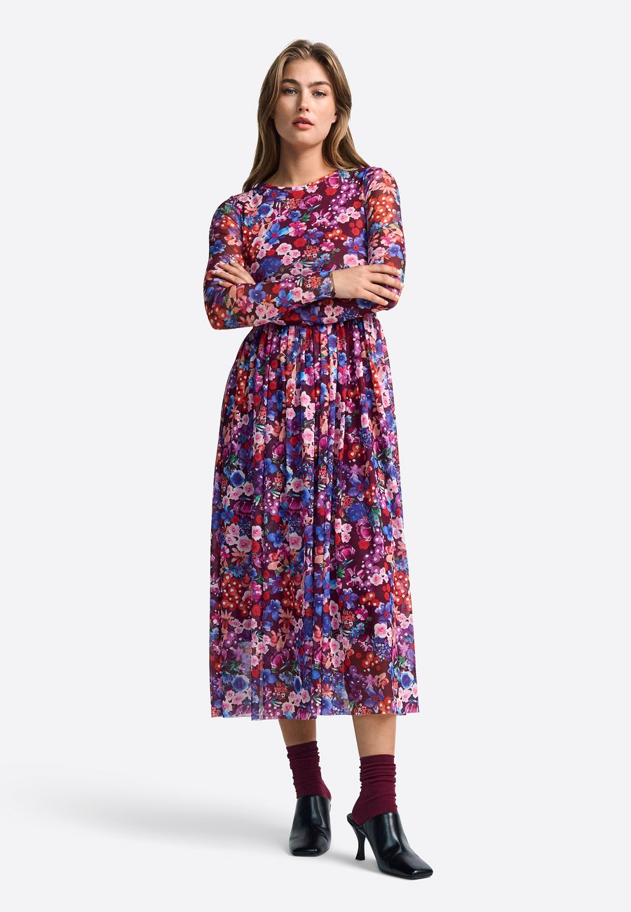 

Платье Rich & Royal Day dress, Ruby Glow/Bordeaux