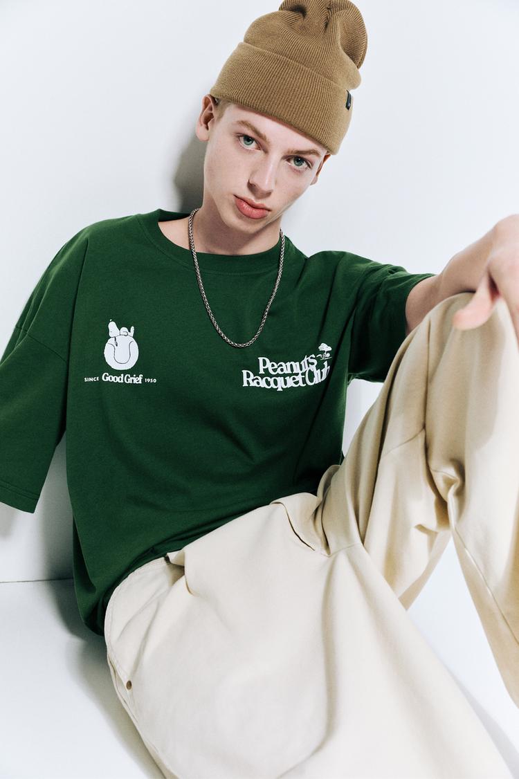 

Футболка с зелеными арахисами Pull And Bear, зеленый