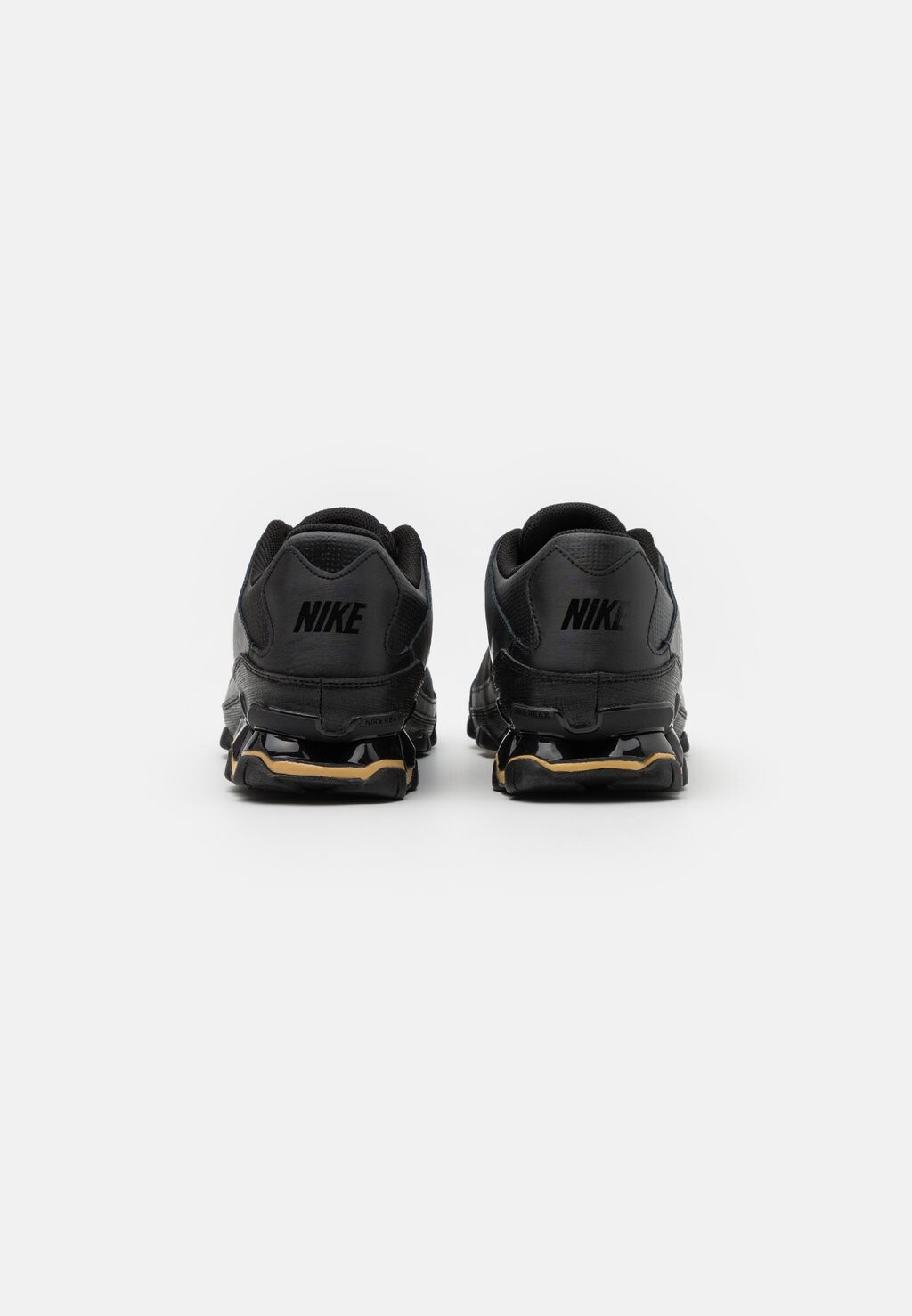 Кроссовки Nike Reax 8 Tr Mesh Nike, цвет black/metallic gold — фото 4