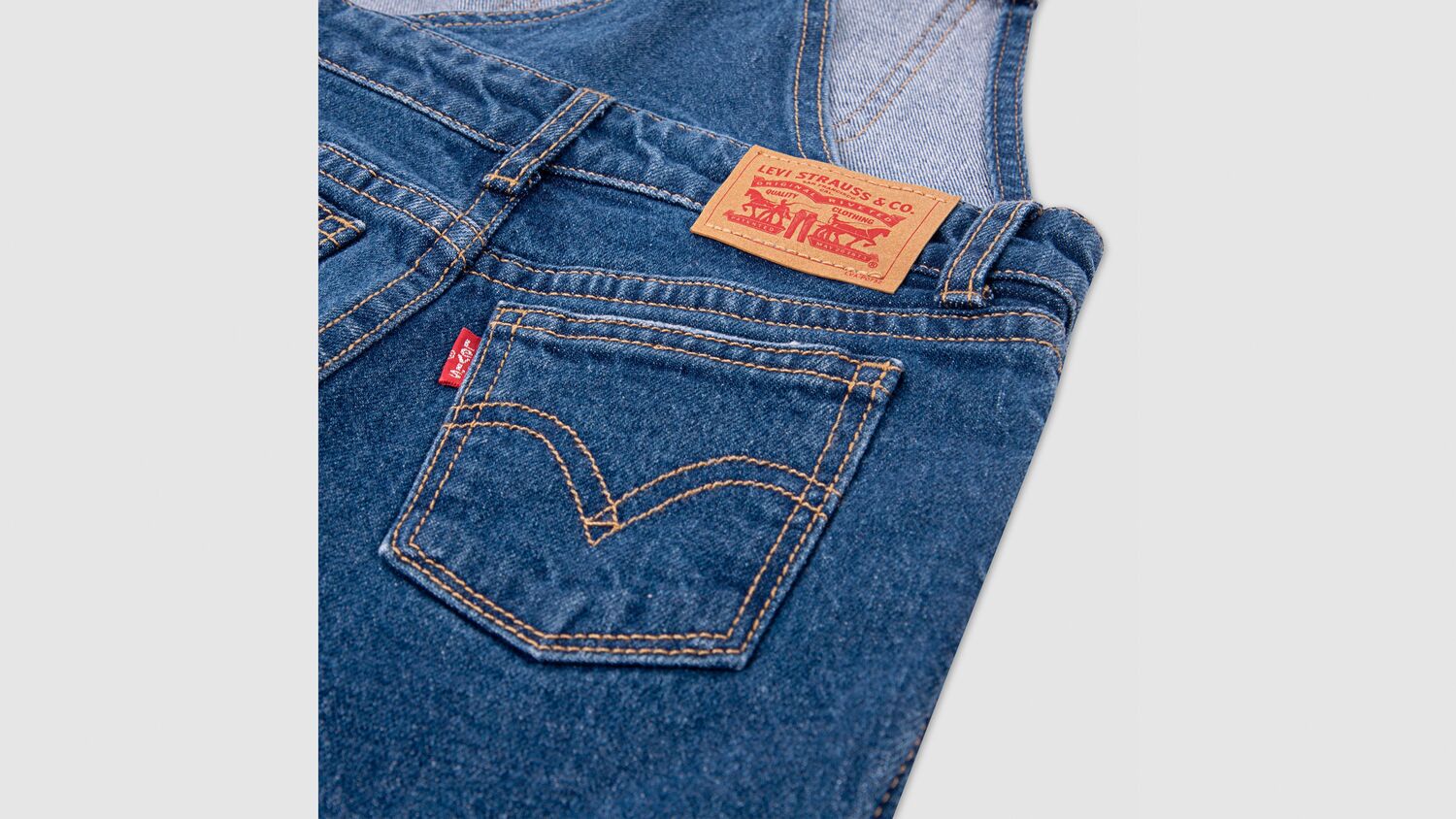 Комбинезон грузовой для девочек 8-20 лет Levi's, Lasso - Dark Wash — фото 3