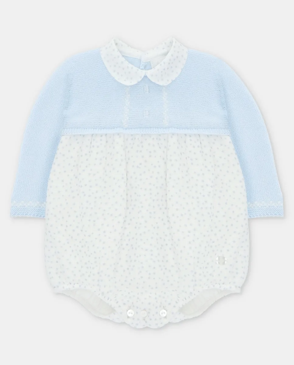 

Комбинезон для малыша вязаный с принтом звезд голубого цвета Martín Aranda