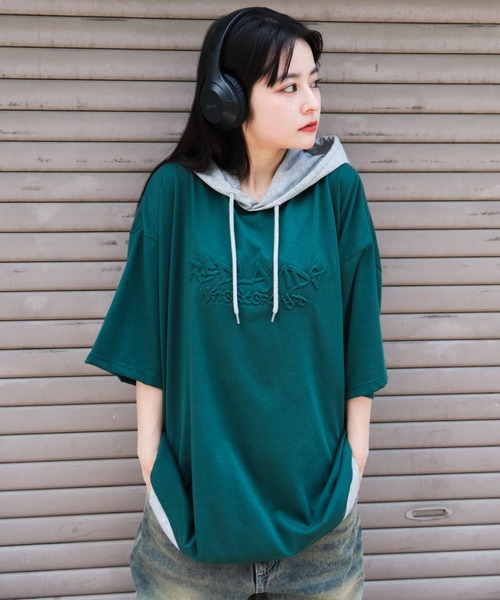 

Футболка, крой оверсайз, бренд WEGO, цвет темно-зеленый