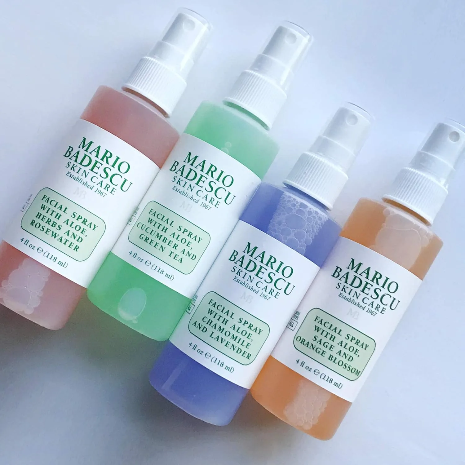Коллекция спреев для лица Mario Badescu с розовой водой, огурцом, лавандой и цветком апельсина: многофункциональный охлаждающий и увлажняющий спрей для всех типов кожи, придающий коже сияние. 59 мл (8 шт.), Green — фото 4