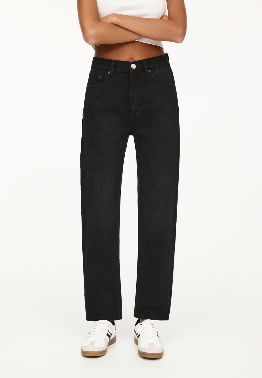 

Мешковатые джинсы PULL&BEAR, черный