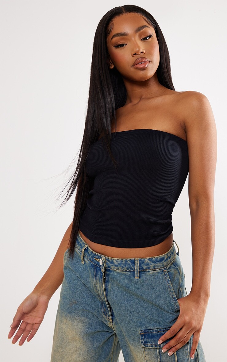

PrettyLittleThing Черный топ без рукавов в рубчик