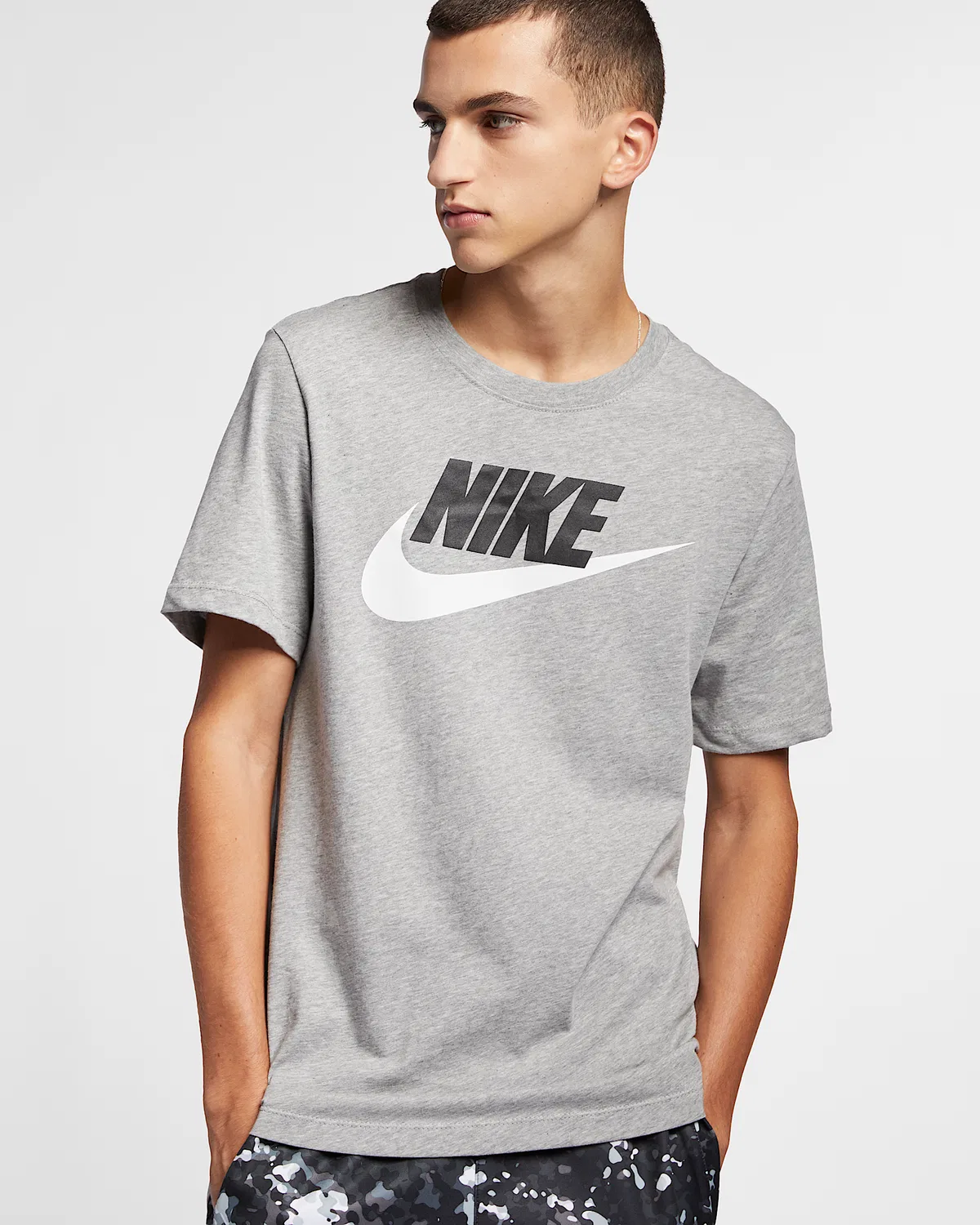 Мужская футболка Nike Sportswear, Dark Grey Heather/Black/White