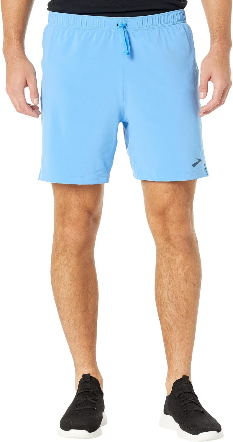 

Шорты Brooks Moment 7" Shorts, цвет Vivid Blue