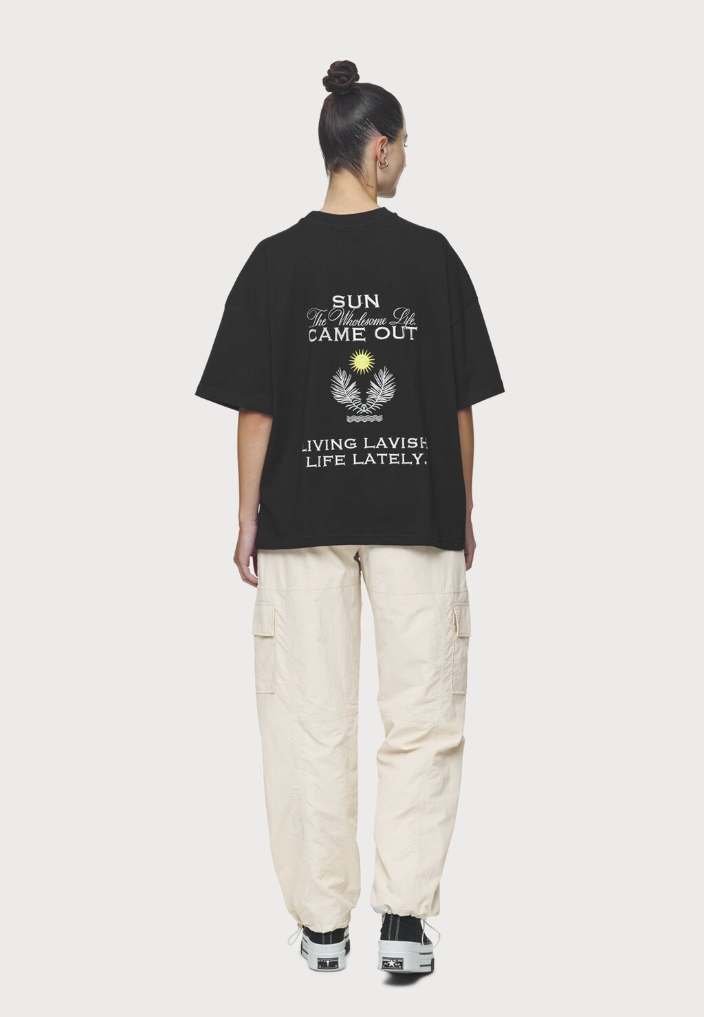 

Футболки с принтом FLORA HEAVY OVERSIZED TEE Pegador, черный