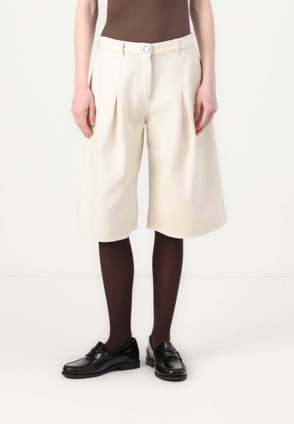 

Джинсовые шорты PASCAL BERMUDA Pinko, слоновая кость
