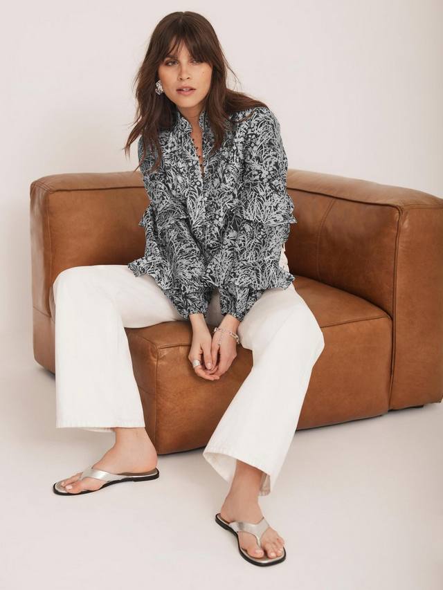 

Футболка с длинными рукавами и цветочным принтом Mint Velvet