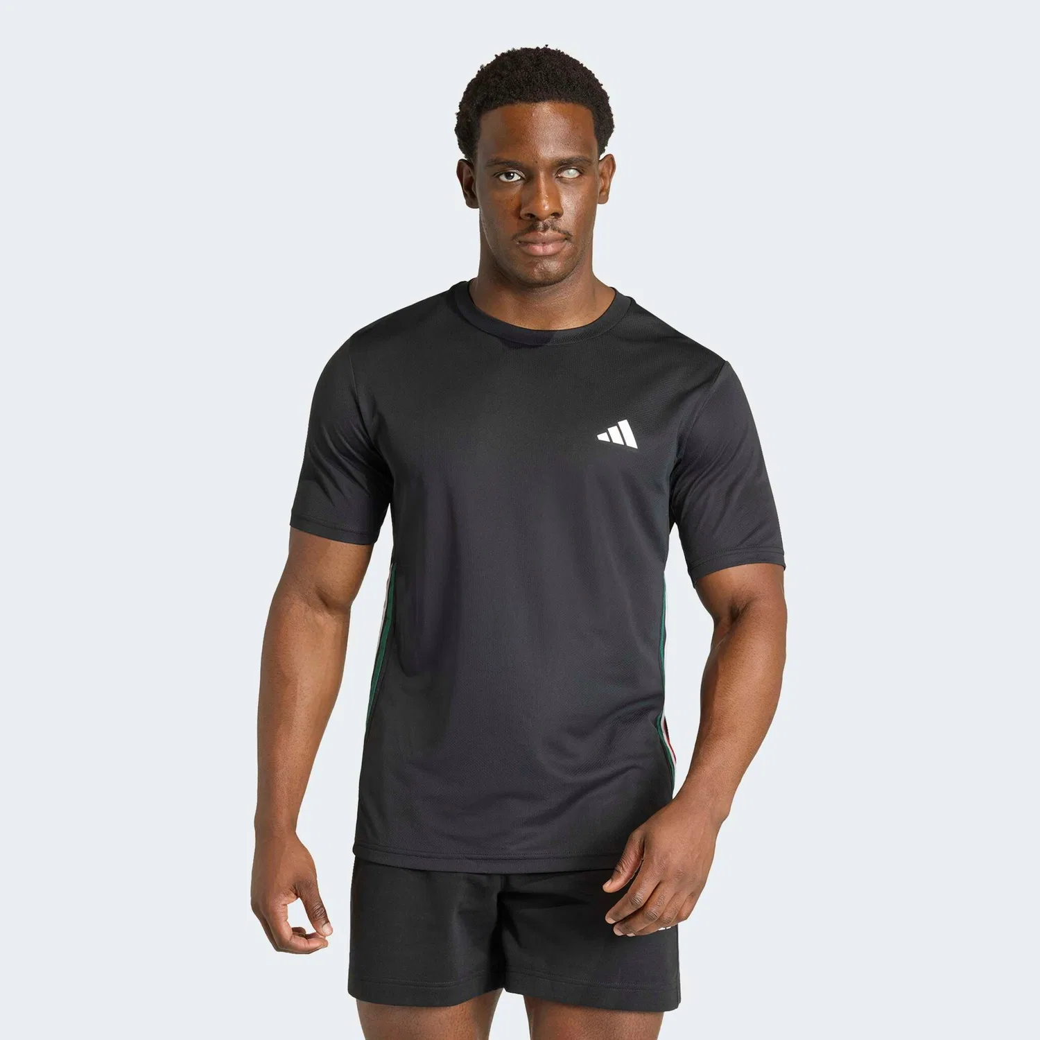 Мужская тренировочная футболка с тремя полосками Adidas Performance, Black/Team Dark Green/White/Better Scarlet — фото 2