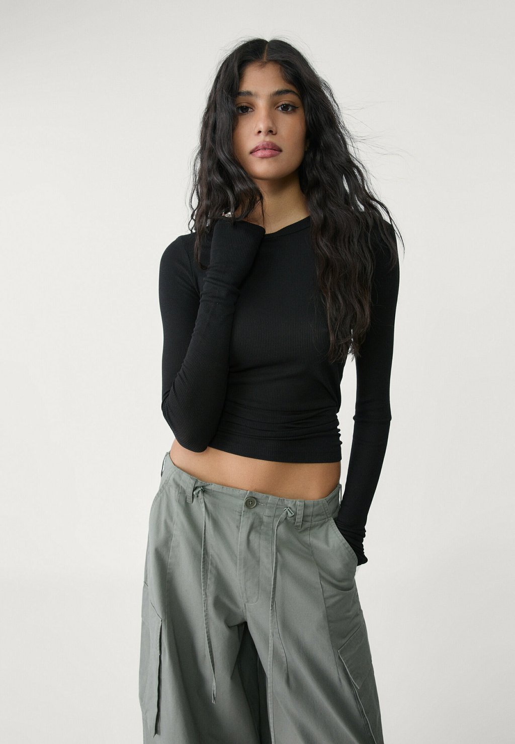 

Футболка с длинным рукавом Stradivarius, черный