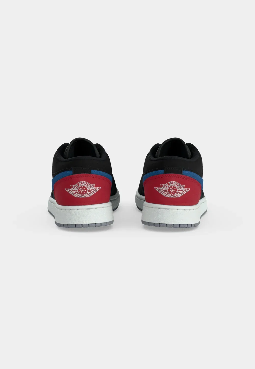 Кроссовки Air 1 унисекс Jordan, Black/Summit White/True Blue/Varsity Red/Cement Grey — фото 4
