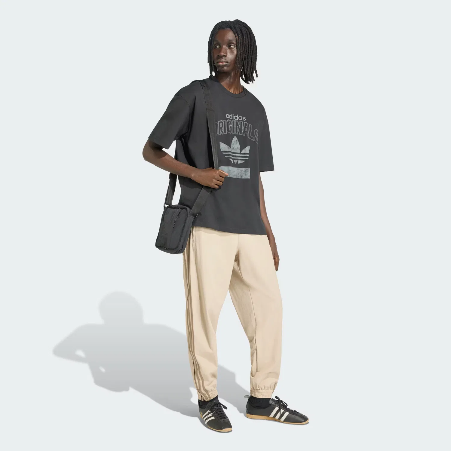 Мужская футболка свободного кроя VARSITY 1972 Adidas Originals, черный — фото 3