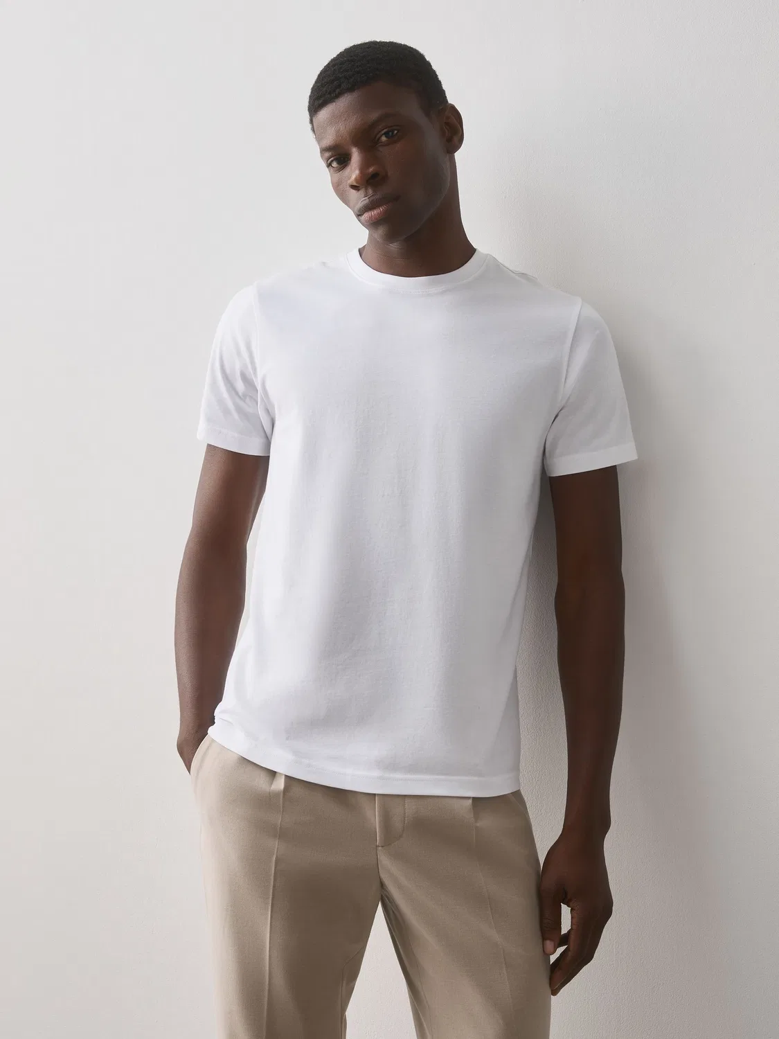 Футболка с круглым вырезом, Slim Fit, Essential Next, белый