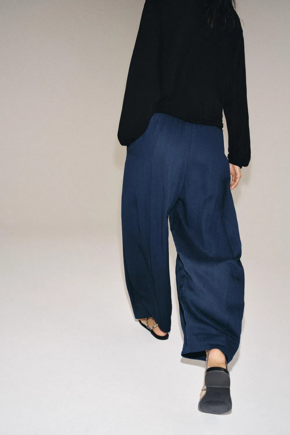 Брюки ZW COLLECTION BARREL ZARA, Ink Blue — фото 3