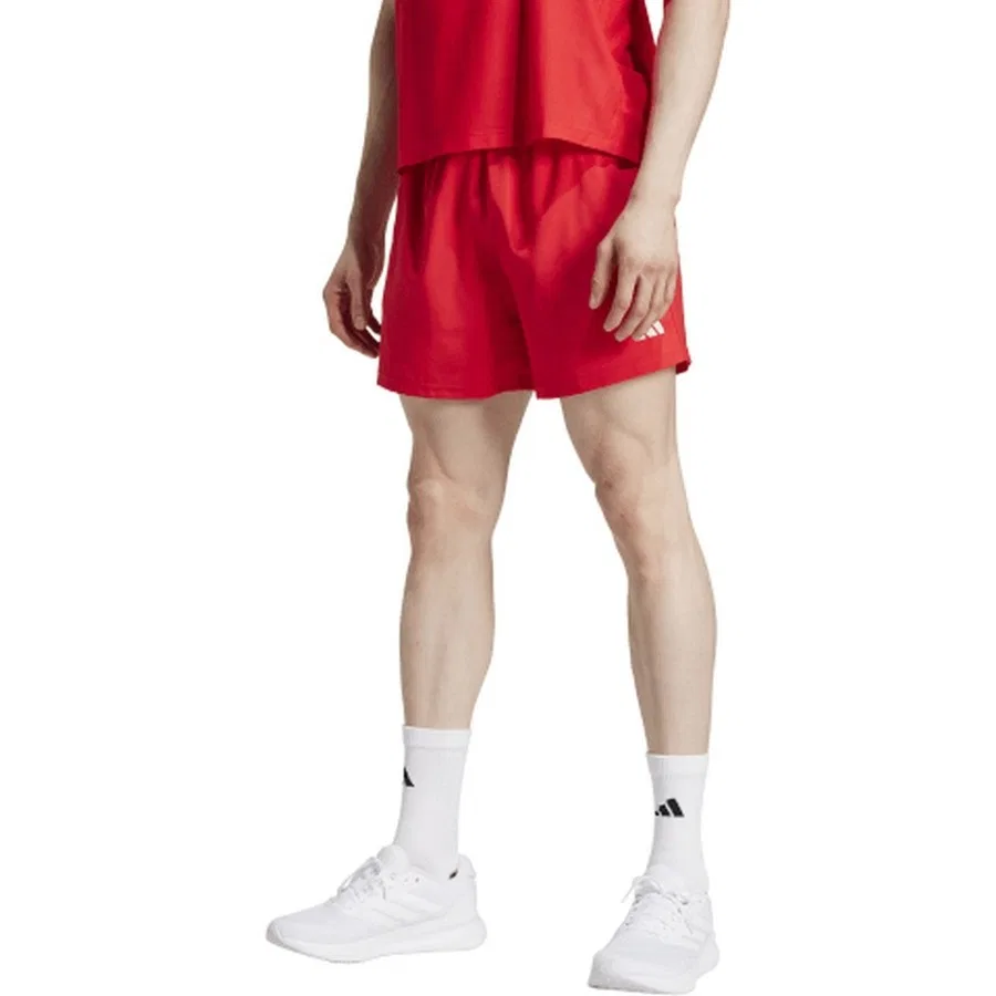 Спортивные шорты с длиной до колена adidas, Красный
