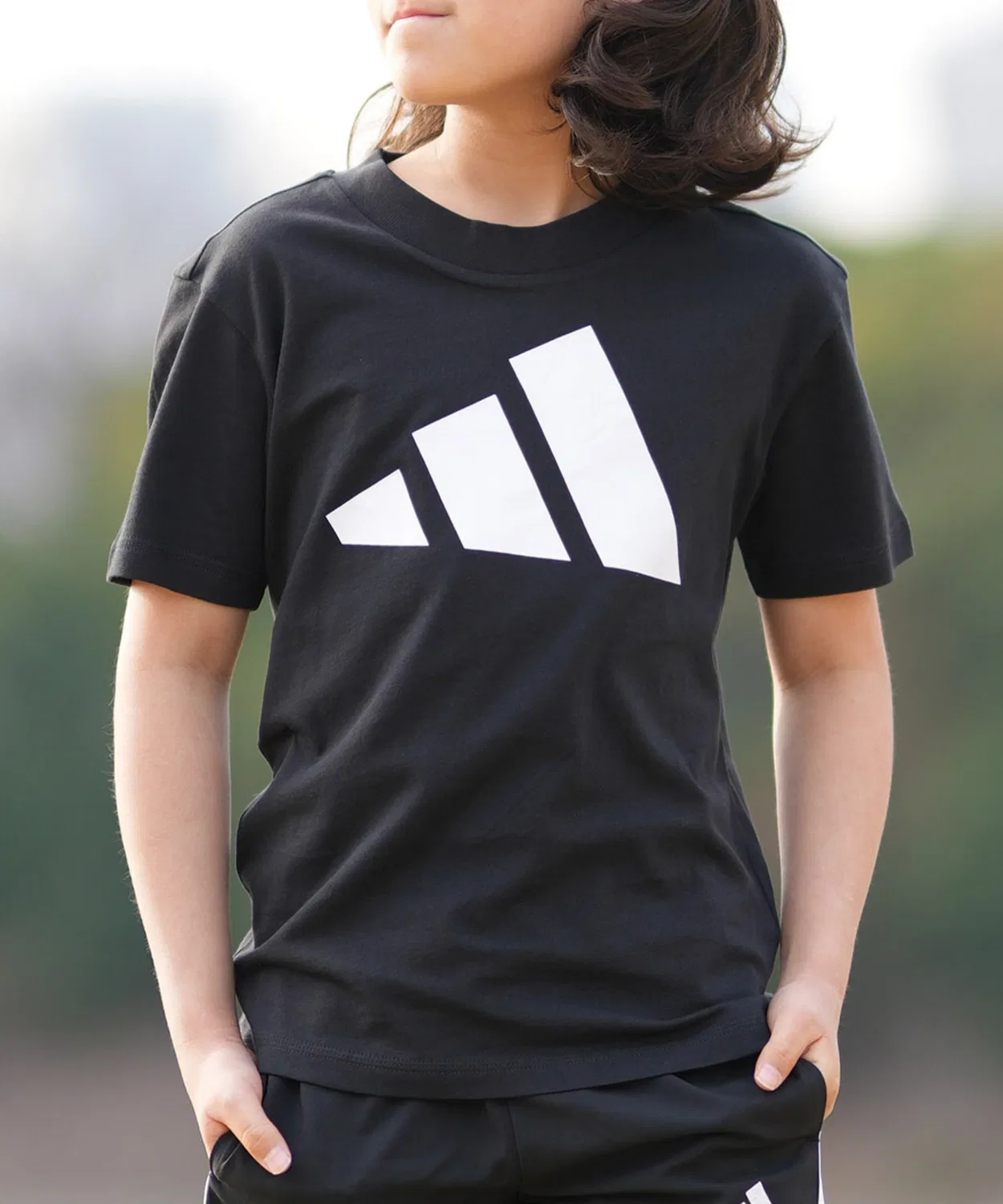 Детская футболка с коротким рукавом хлопковая Adidas K ESS BL KRJ94, Black/White
