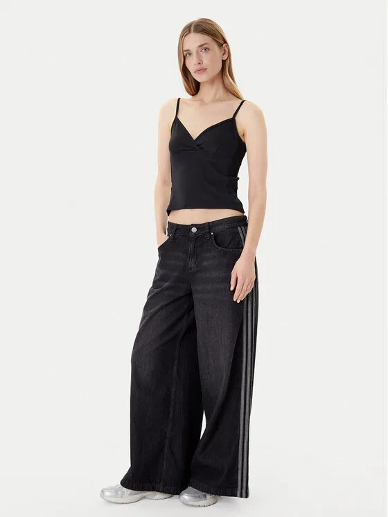 Топ slim fit Seasonal Essentials 3-Stripes Adidas, черный — фото 2