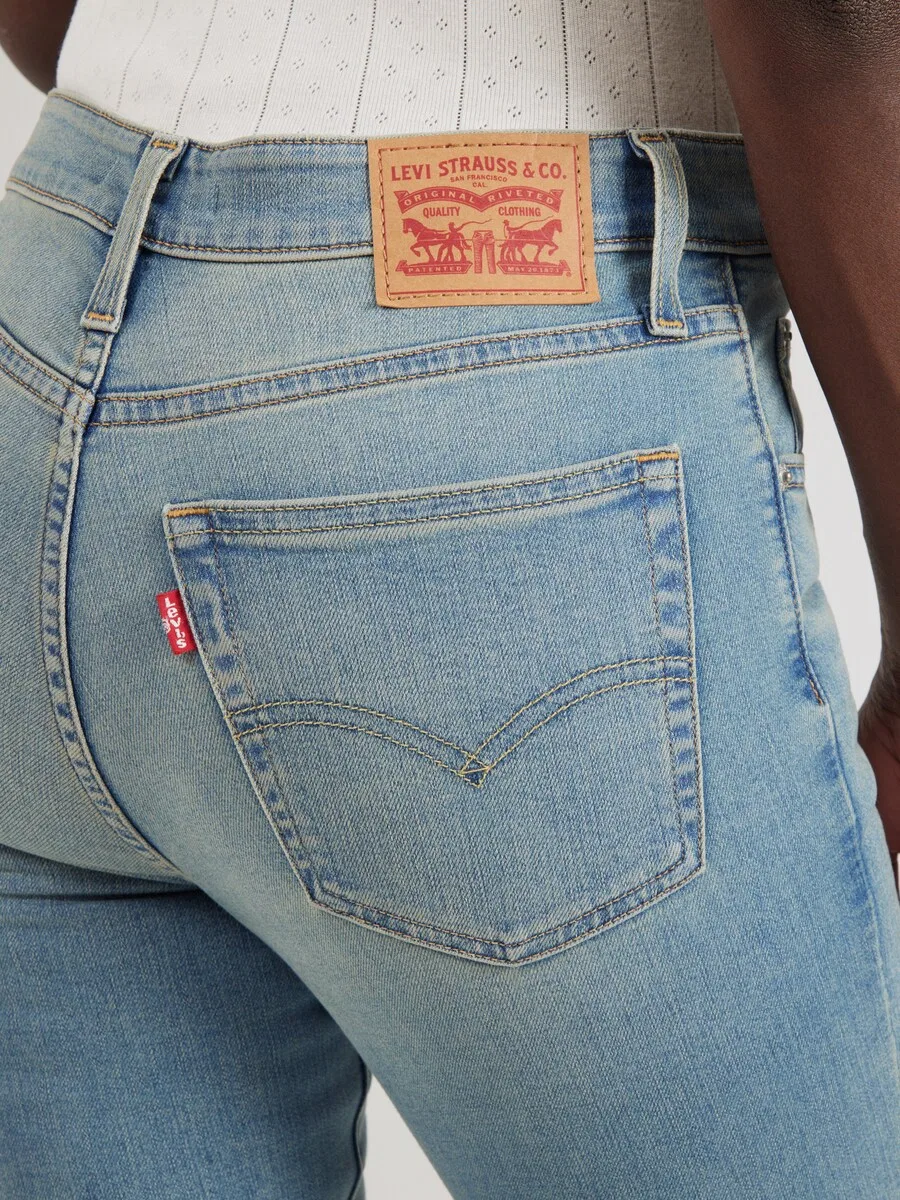 Джинсы LEVI'S Slim fit '721' синего цвета — фото 2