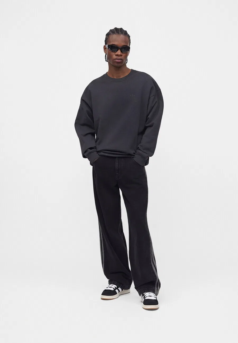 Толстовка ADIDAS ORIGINALS 'BERLIN KC' черного цвета — фото 4