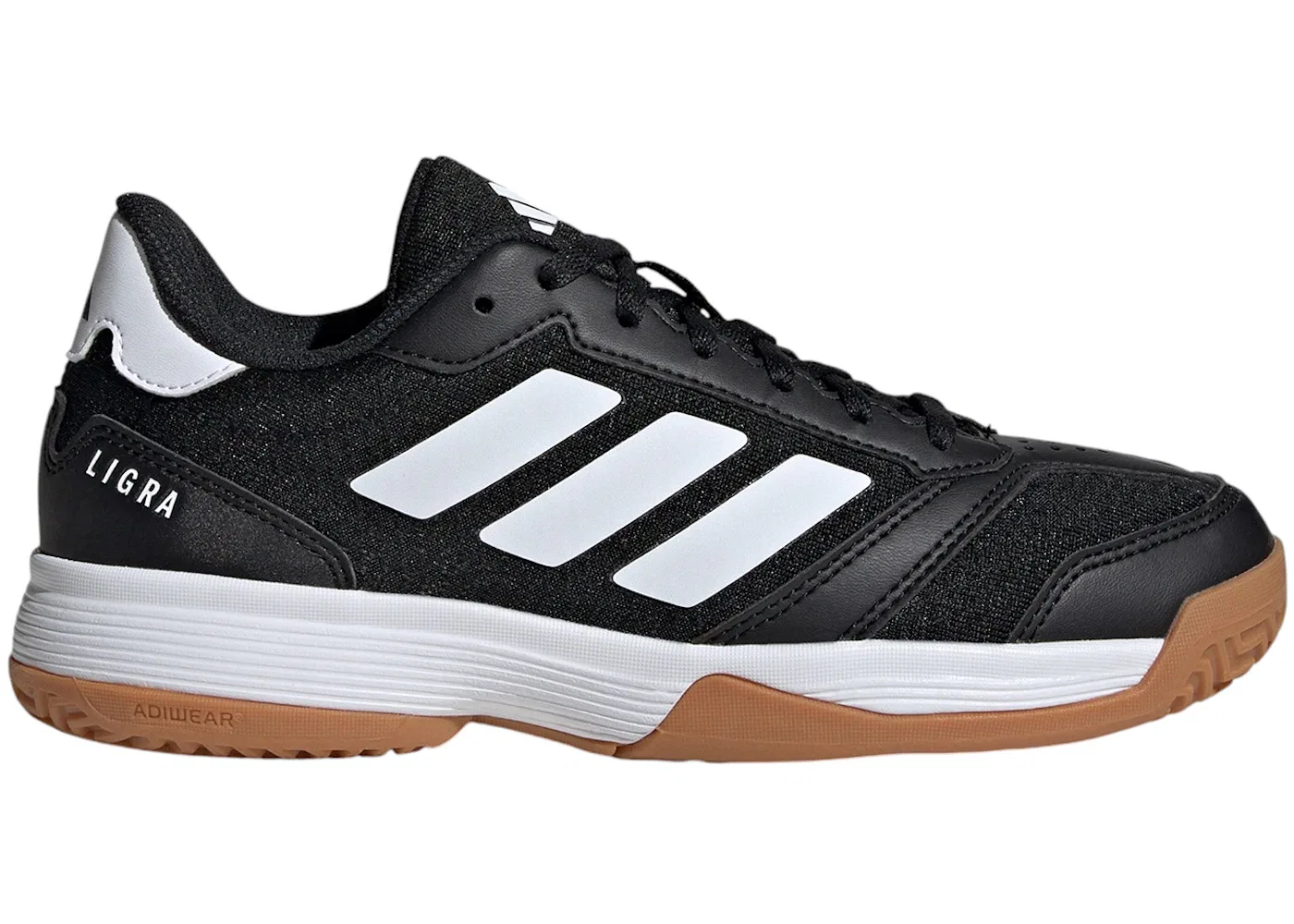 Детские кроссовки для зала Ligra 8 Indoor Adidas, Core Black/Cloud White/Core Black
