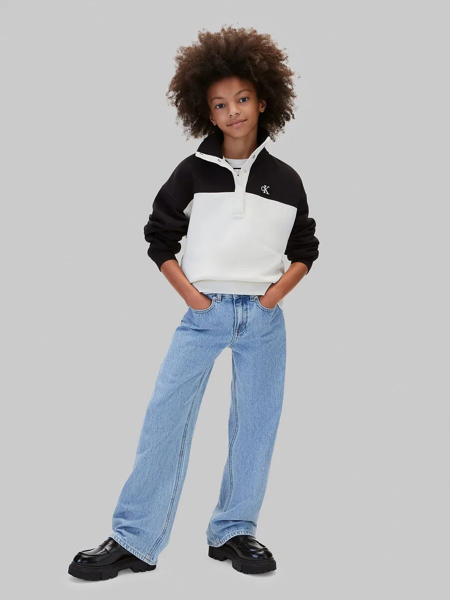 Толстовка Calvin Klein Jeans Regular белого цвета — фото 4