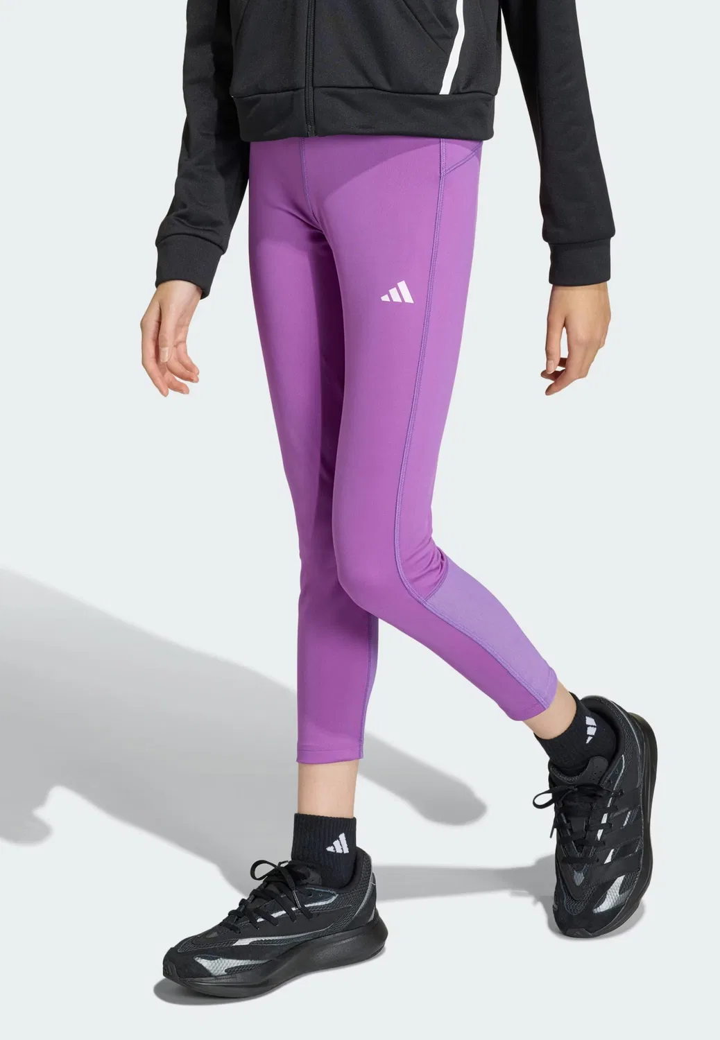 Узкие леггинсы Adidas Sportswear фиолетового цвета — фото 2