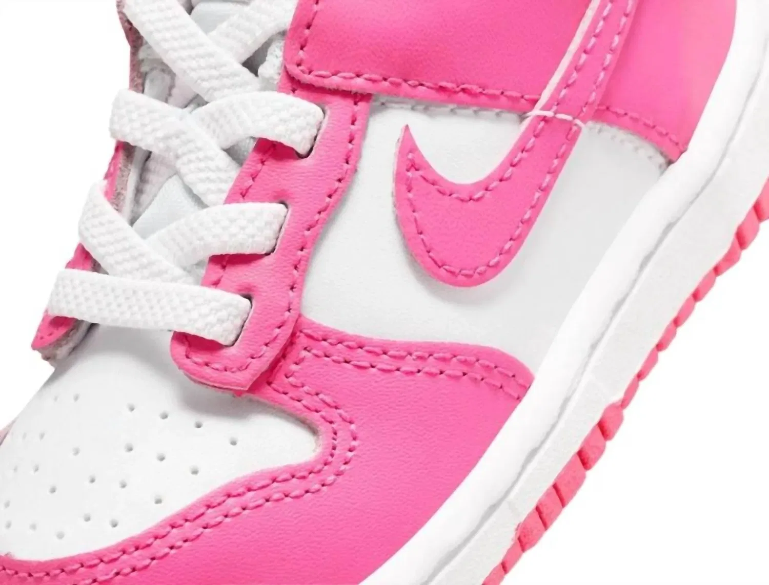 Детские кроссовки низкие с логотипом Dunk Low Nike, White/Laser Fuchsia — фото 4