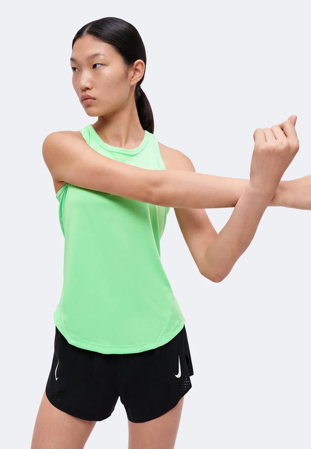 Майка Tempo - топ Nike Performance, Illusion Green — фото 4