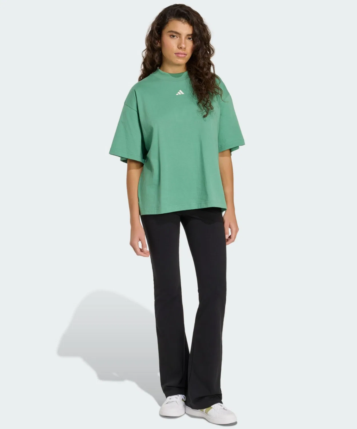 Женская футболка свободного кроя Three Stripes Studio Loose Adidas, Green — фото 3
