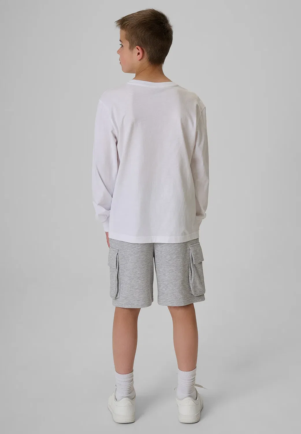 Spodenki dresowe chłopięce - czarne 140 (9-10 лат) - спортивные шорты 4F, Grey Melange — фото 3
