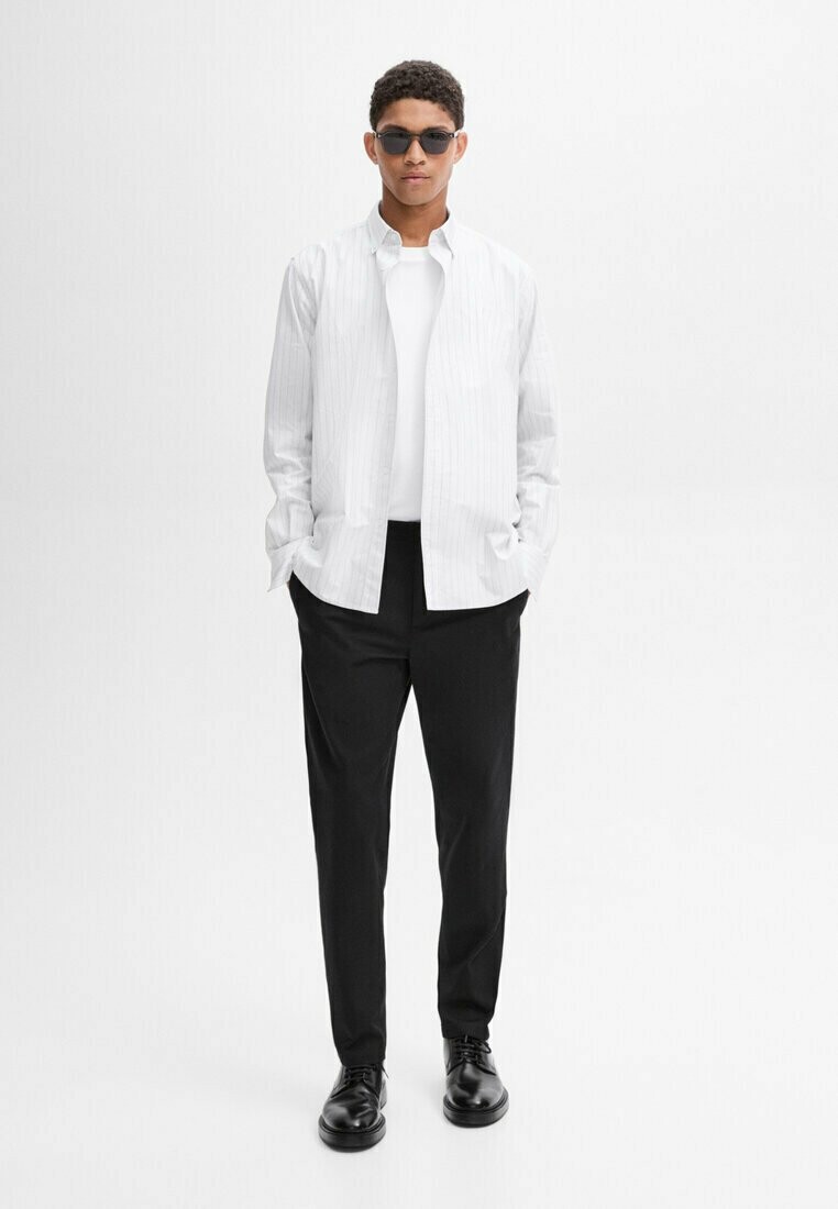 

Рубашка REGULAR FIT WITH STRIPED DETAIL Massimo Dutti, белый