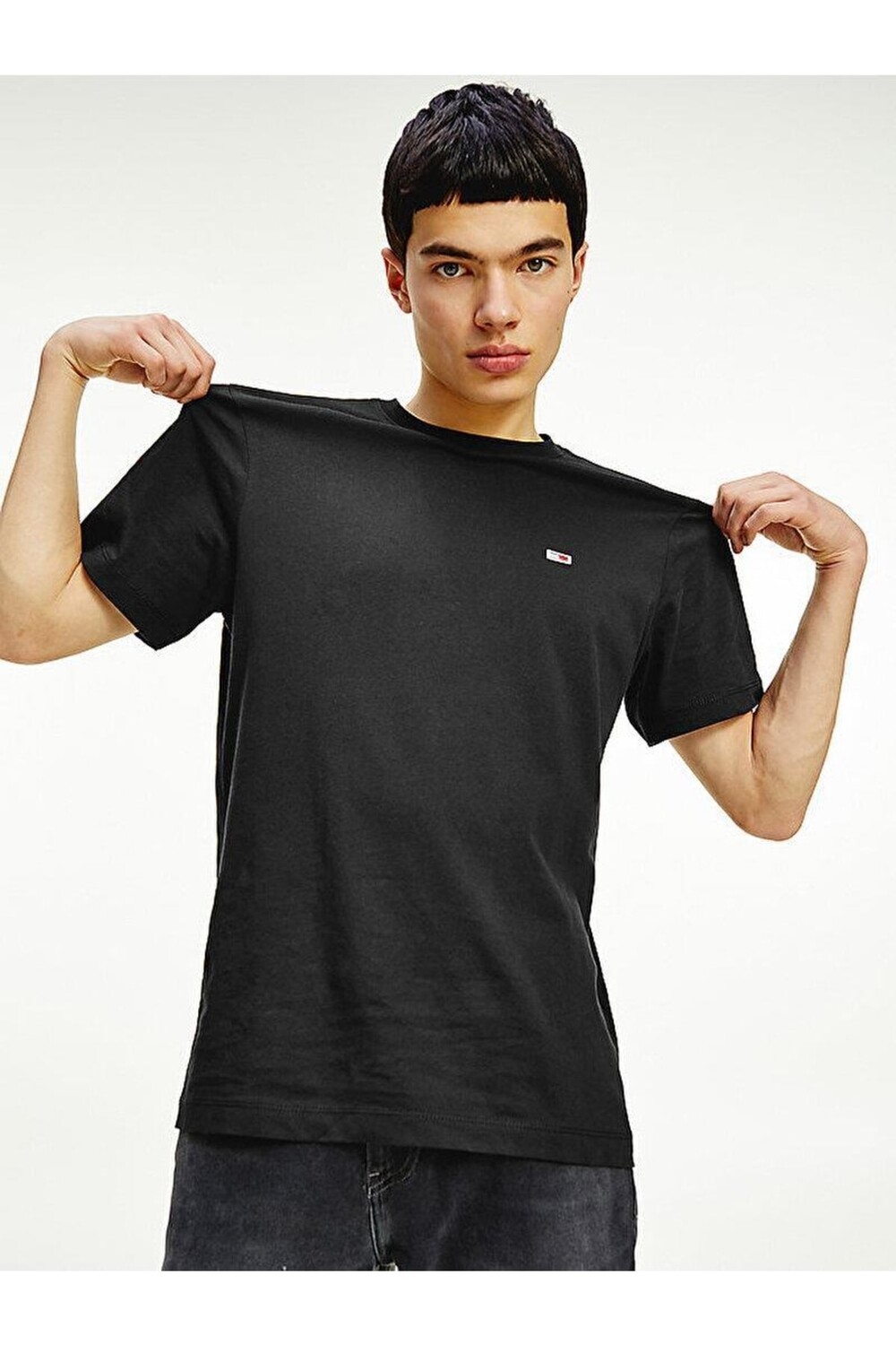 

Футболка Tommy Hilfiger, черный