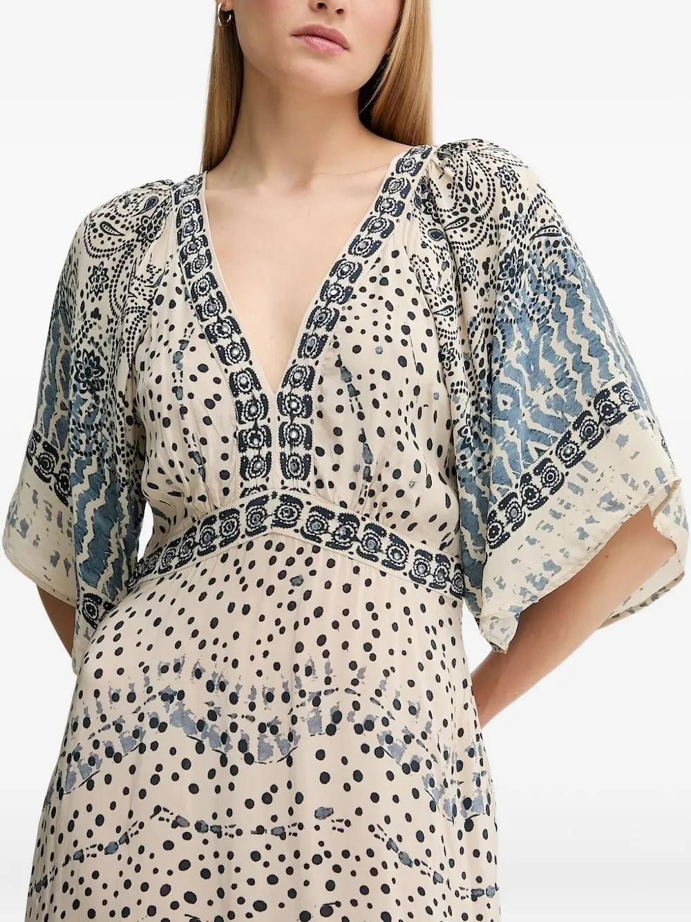 

Платье макси с вышивкой «Амелия» Hoss Intropia, нейтральный