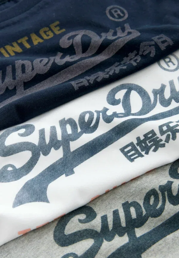 Футболки комплект 3 шт Regular Fit Basic T-shirt Superdry & Co, белый, темно-синий — фото 2