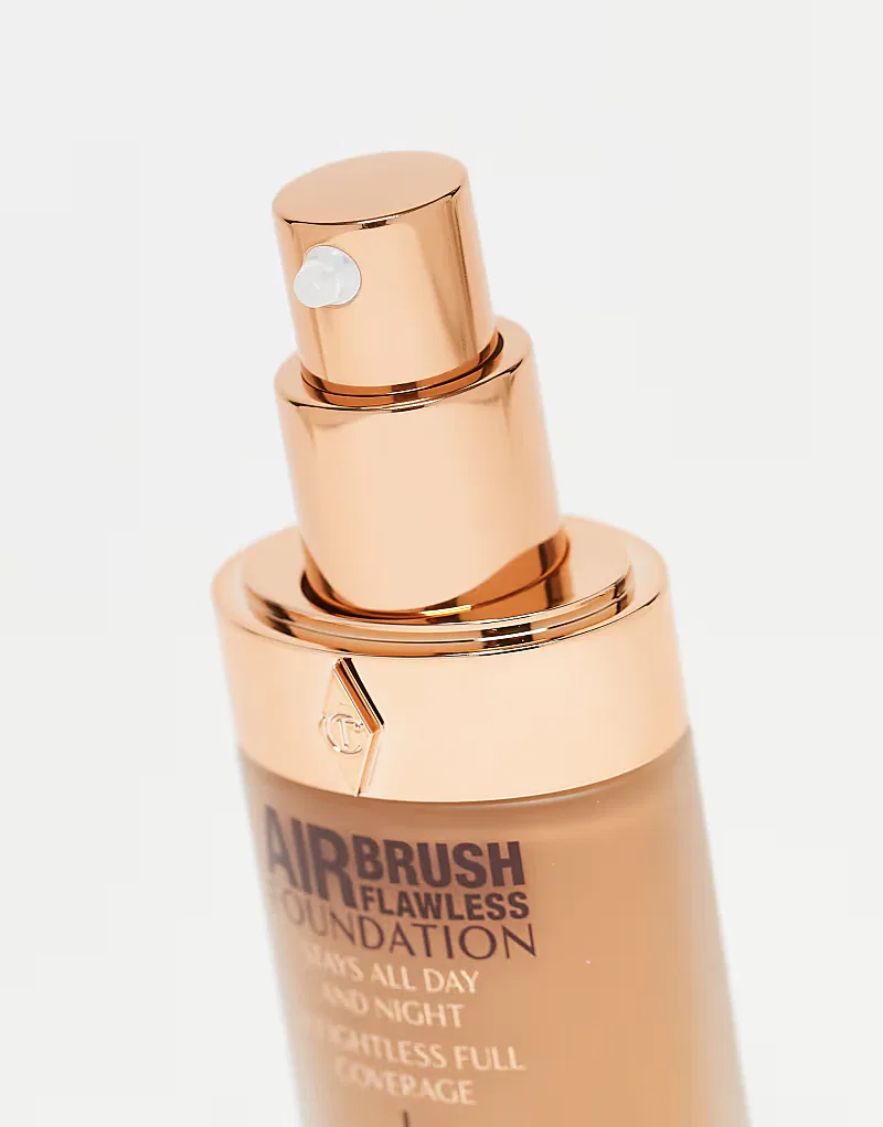 Тональный крем Charlotte Tilbury Airbrush Flawless Foundation — фото 2
