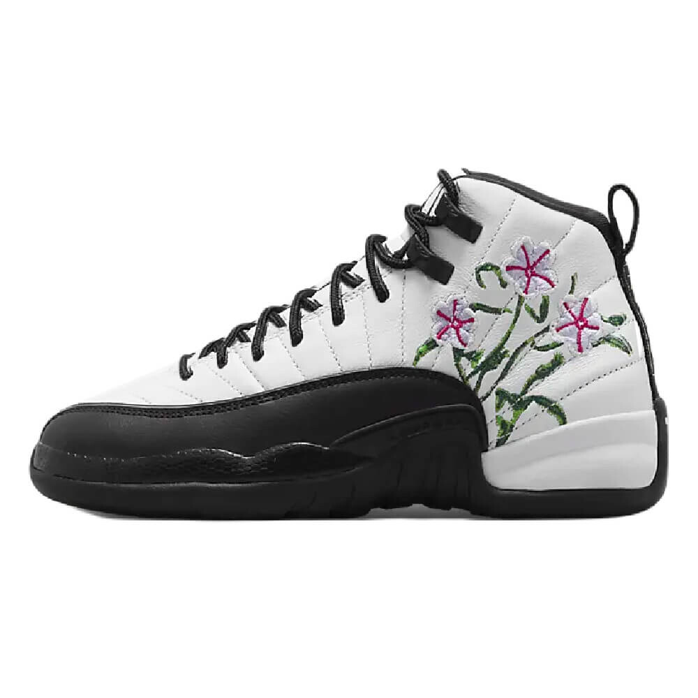 

Кроссовки Nike Air Jordan 12 Retro, белый/черный