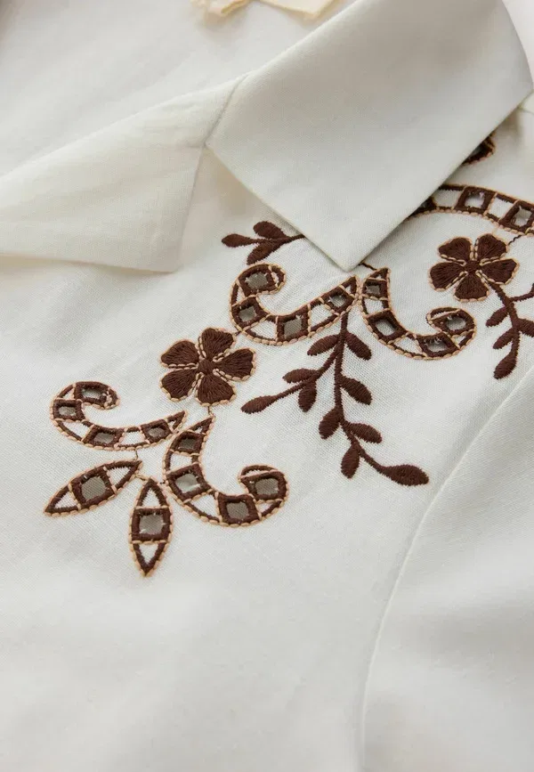 Блуза с вышивкой Regular fit - broderie short sleeve shirt - button-down blouse Next, White chocolate brown, белый/коричневый/шоколадный — фото 2