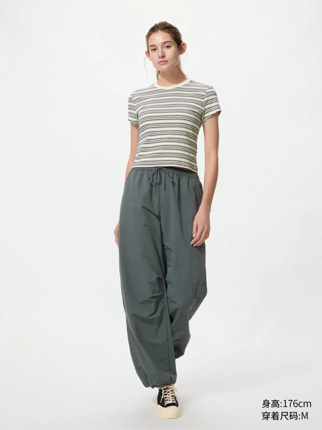 Брюки удлиненные карго Uniqlo, темно-зеленый