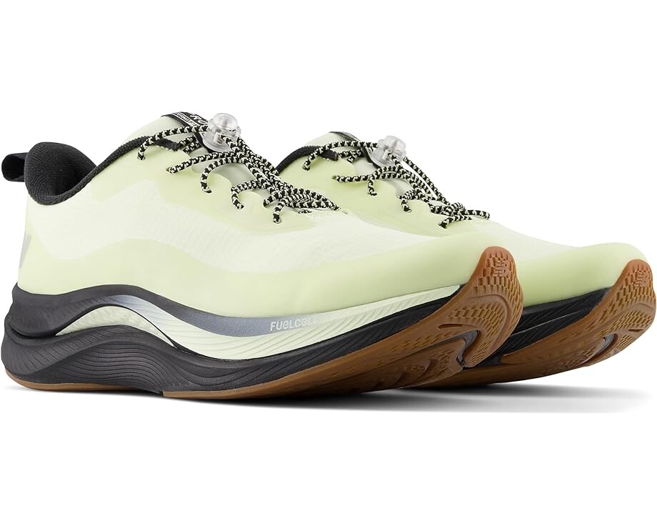 Кроссовки New Balance Fuel Cell Propel v4 Permafrost, цвет Pistachio Butter/Black