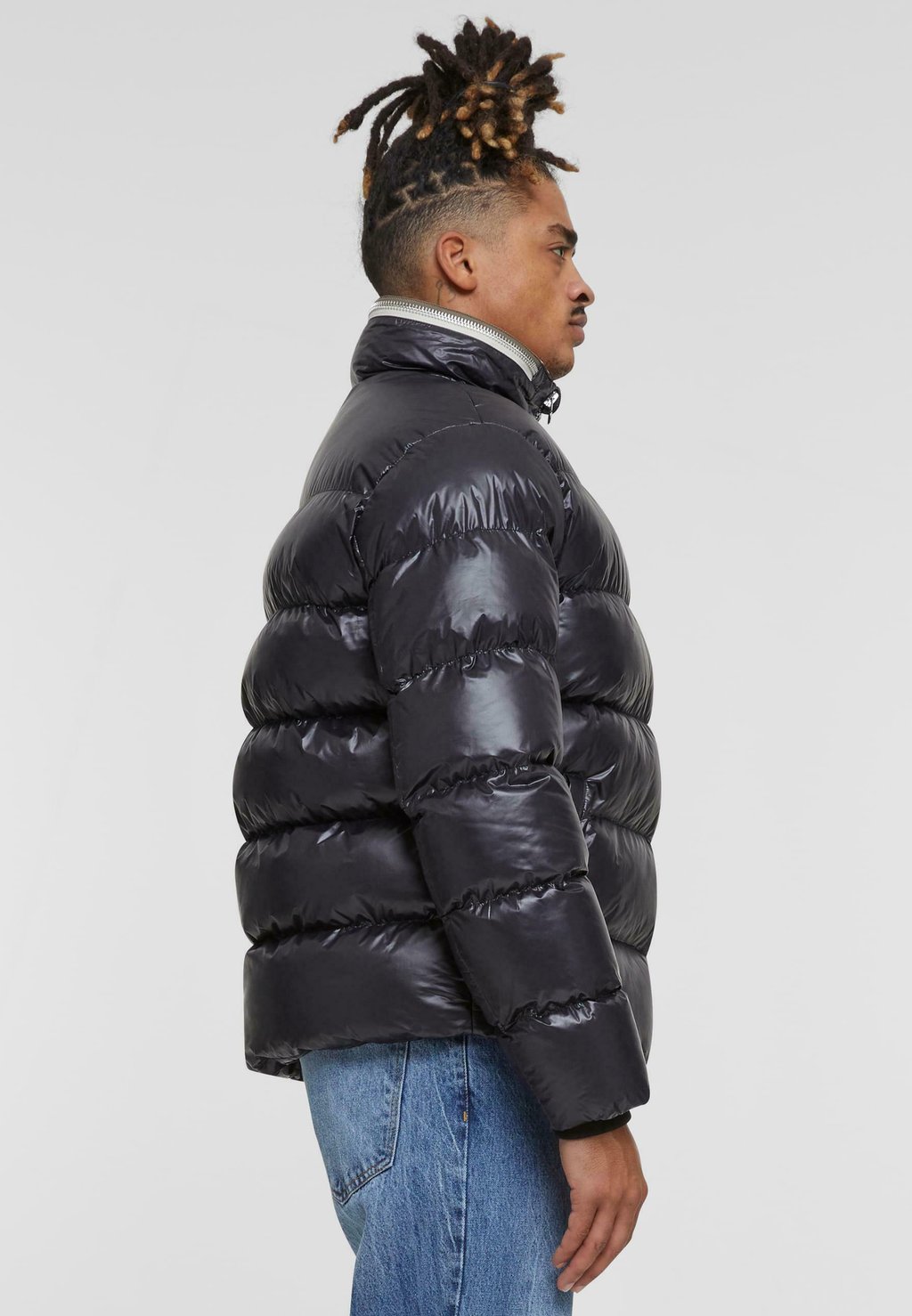 

Зимняя куртка PUFFER Urban Classics, черный