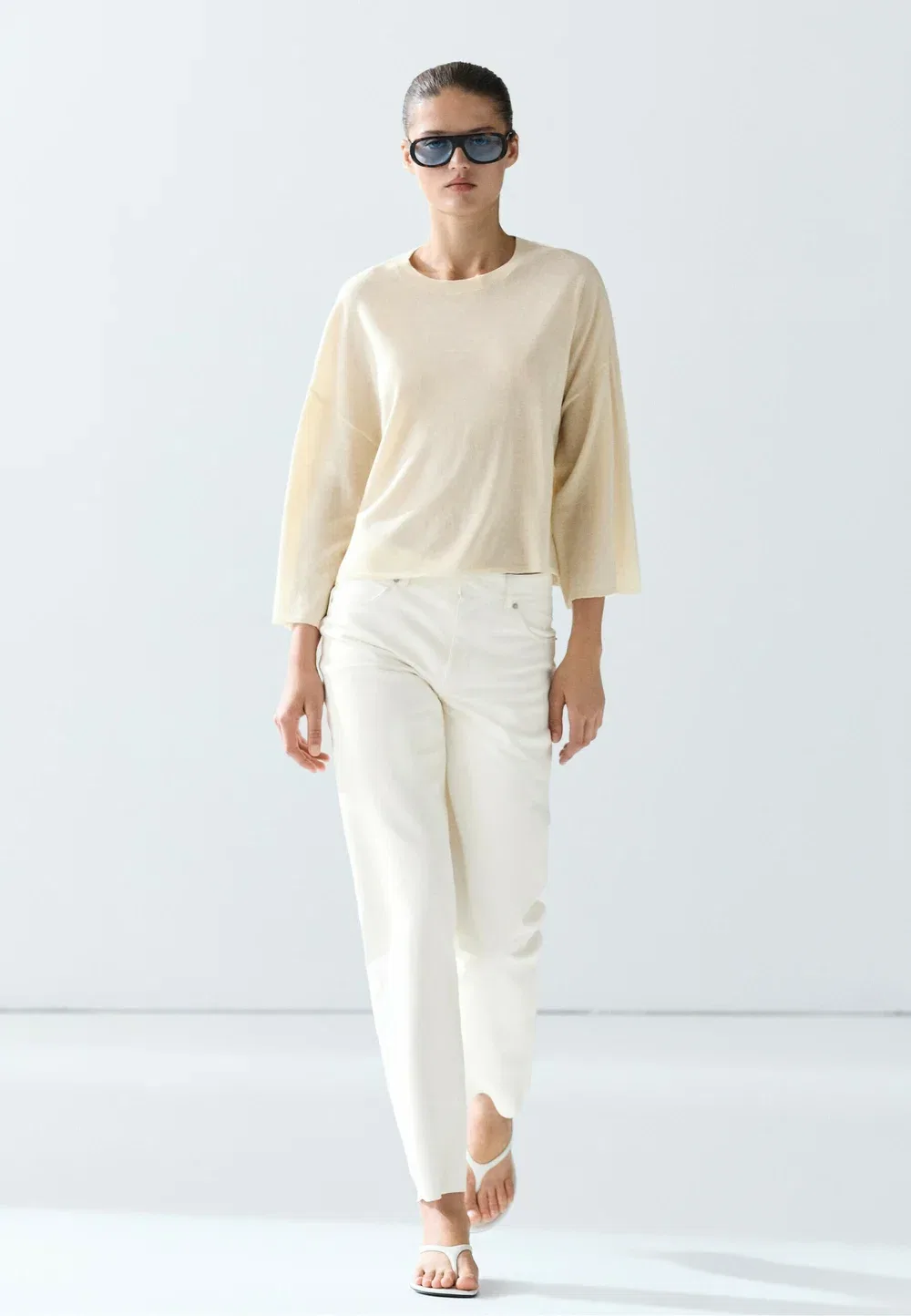 Свитер с круглым вырезом из смесовой шерсти Massimo Dutti, Sand — фото 2